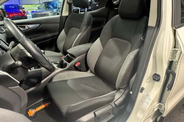 Nissan Qashqai (2018) thumbnail 6