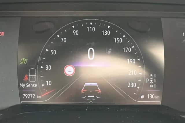 Renault Captur (2020) thumbnail 4