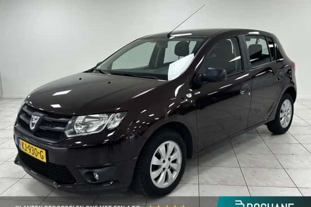 Dacia Sandero (2016) thumbnail 1
