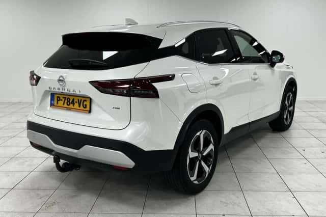 Nissan Qashqai (2022) thumbnail 2