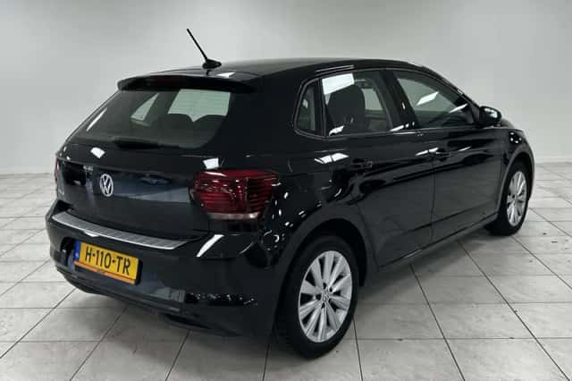 Volkswagen Polo (2019) thumbnail 2