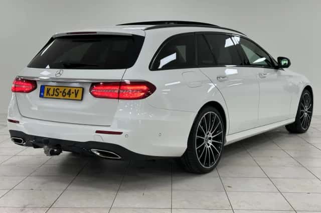 Mercedes-Benz E-Klasse (2017) thumbnail 2