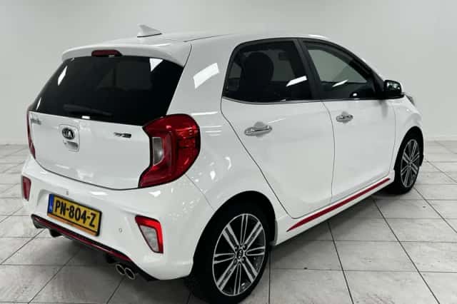 Kia Picanto (2017) thumbnail 2
