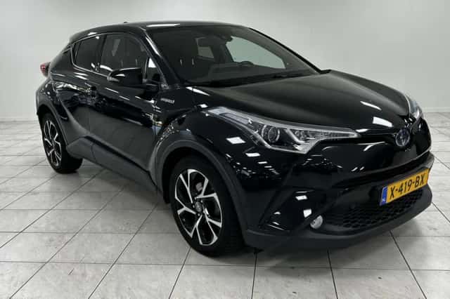 Toyota C-HR (2019) thumbnail 5