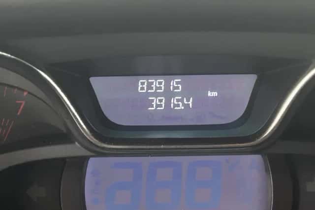 Renault Captur (2018) thumbnail 4