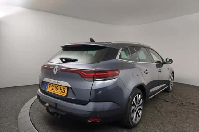 Renault Mégane (2023) thumbnail 2