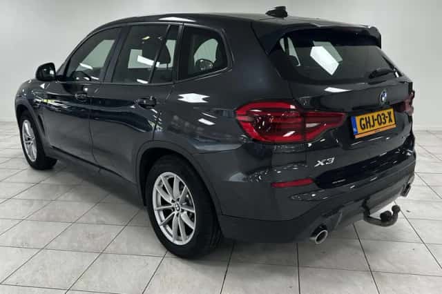 BMW X3 (2021) thumbnail 6