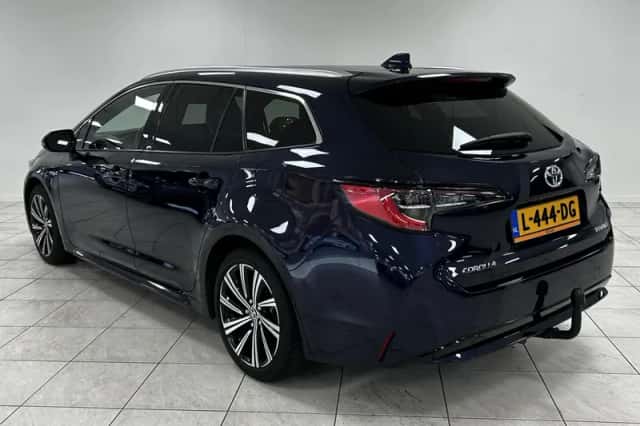 Toyota Corolla (2021) thumbnail 6