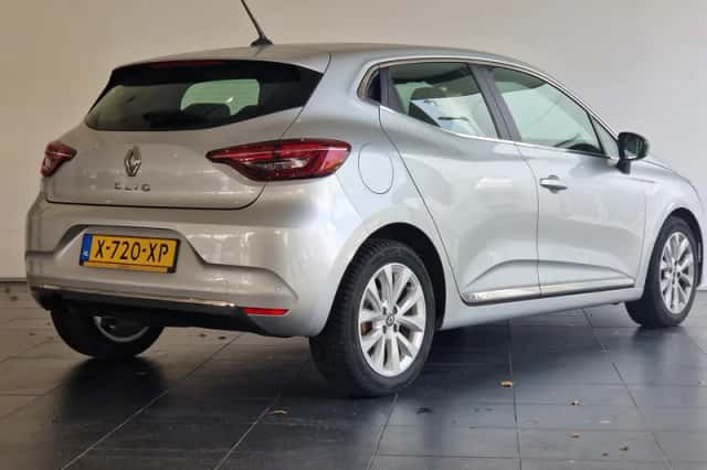 Renault Clio (2020) thumbnail 2