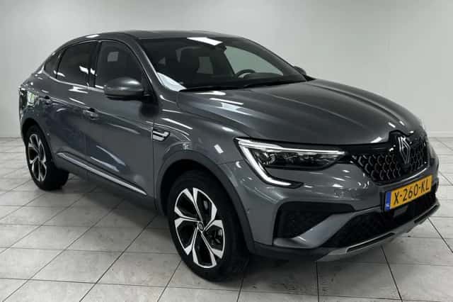 Renault Arkana (2023) thumbnail 5