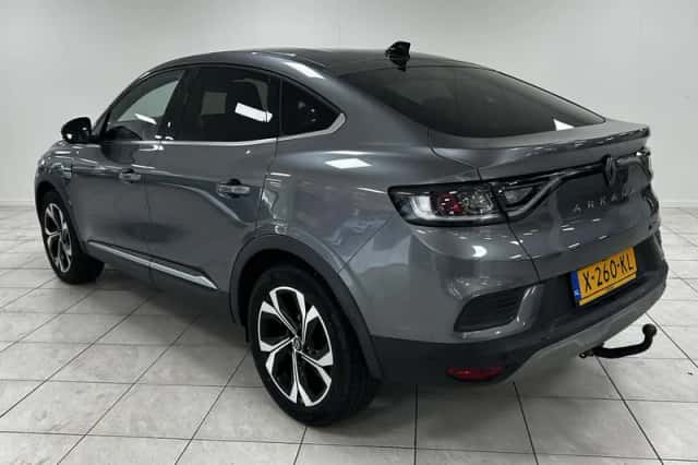 Renault Arkana (2023) thumbnail 6
