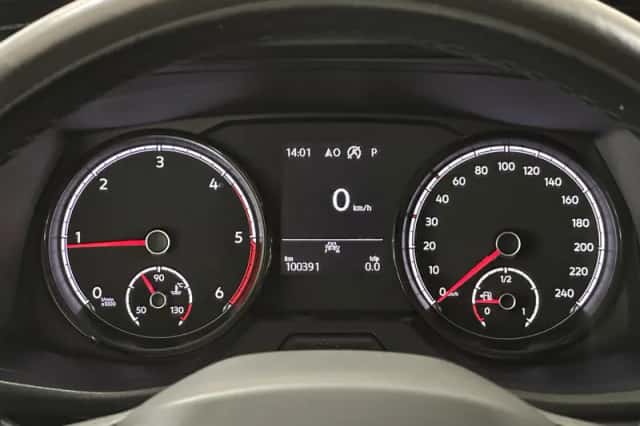 Volkswagen Caravelle (2022) thumbnail 4