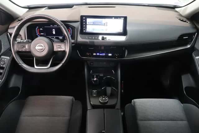 Nissan X-Trail (2023) thumbnail 3