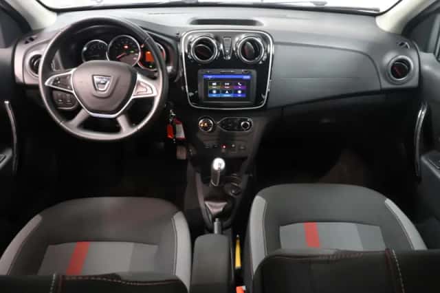 Dacia Sandero (2019) thumbnail 3