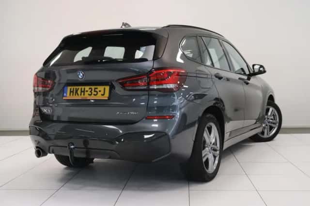 BMW X1 (2021) thumbnail 2