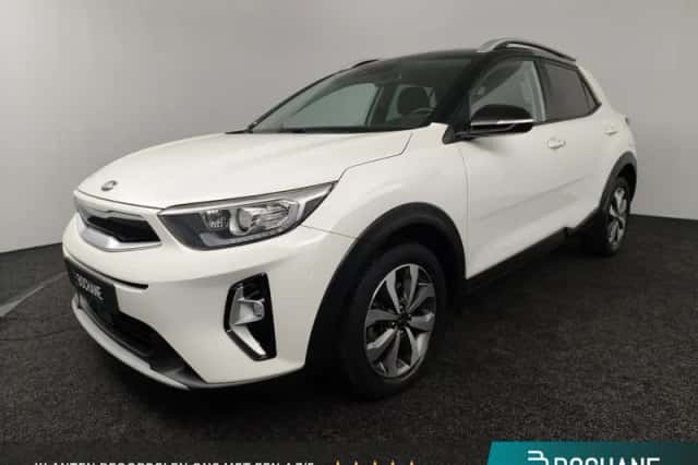 Kia Stonic (2021) thumbnail 1