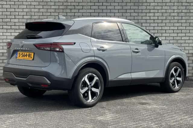 Nissan Qashqai (2023) thumbnail 2