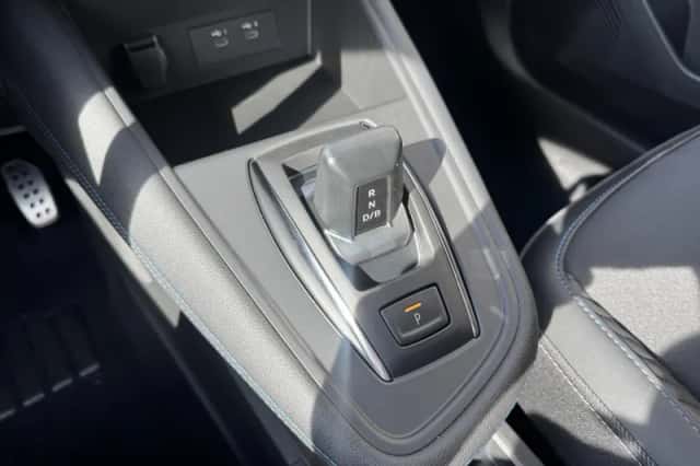 Renault Captur (2026) thumbnail 2