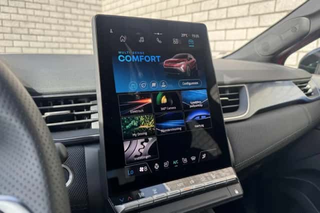 Renault Captur (2026) thumbnail 3