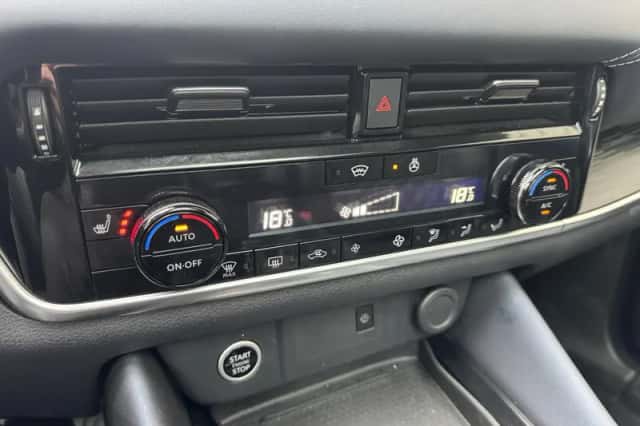 Nissan Qashqai (2022) thumbnail 5