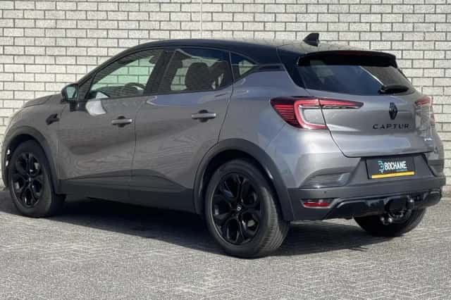 Renault Captur (2022) thumbnail 6