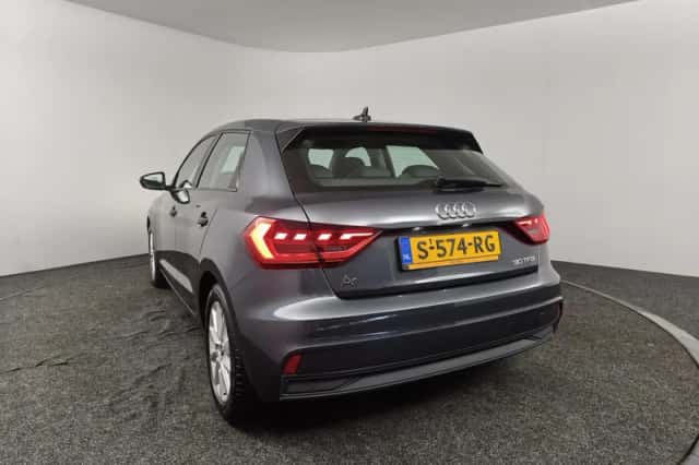 Audi A1 (2023) thumbnail 6