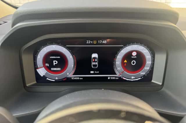 Nissan Qashqai (2023) thumbnail 4