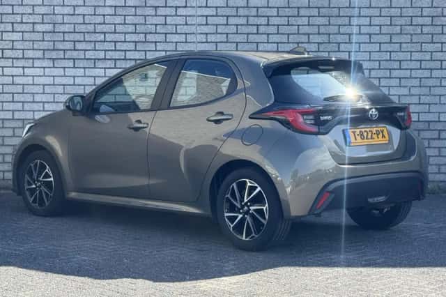 Toyota Yaris (2023) thumbnail 6