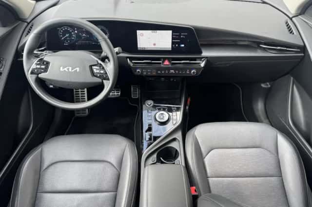 Kia Niro (2023) thumbnail 3