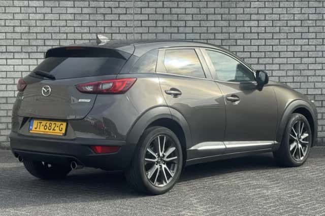 Mazda CX-3 (2016) thumbnail 2