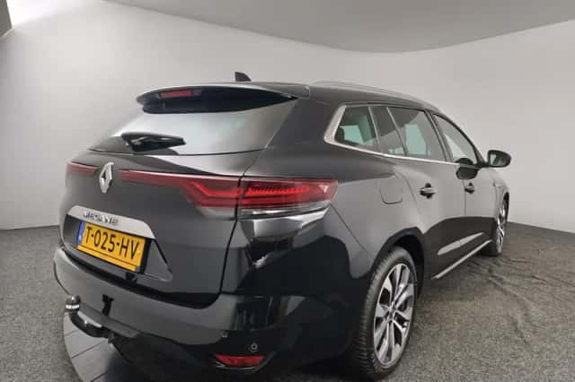 Renault Mégane (2023) thumbnail 2