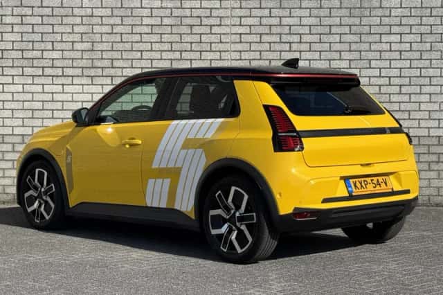 Renault 5 (2024) thumbnail 6
