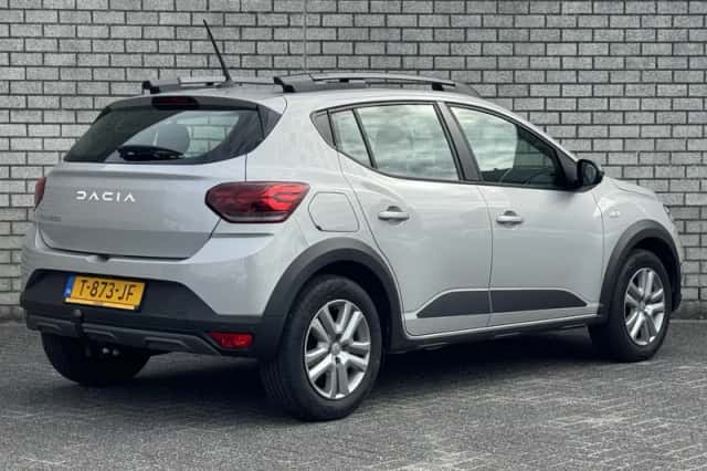 Dacia Sandero (2023) thumbnail 6