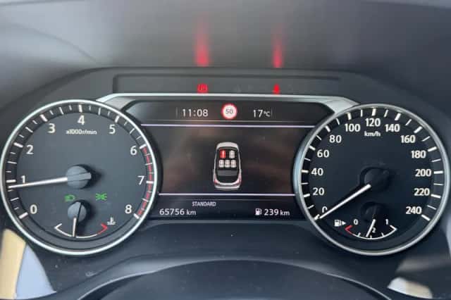 Nissan Qashqai (2022) thumbnail 4