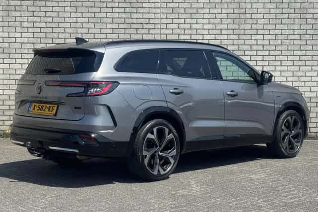 Renault Espace (2023) thumbnail 2