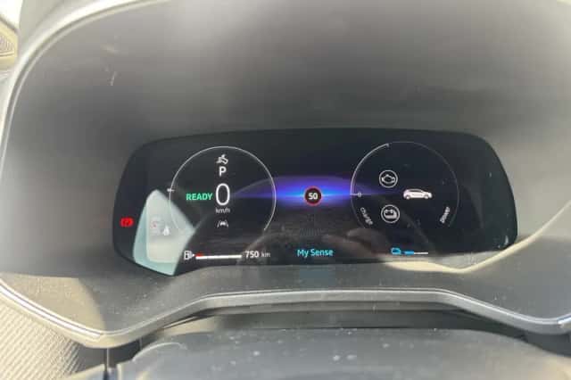 Renault Clio (2025) thumbnail 4