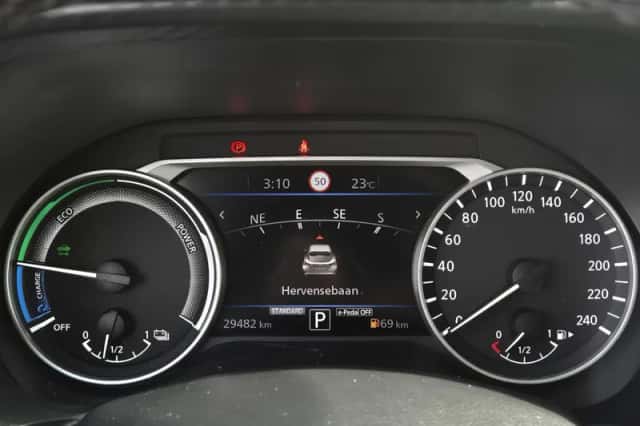 Nissan Juke (2023) thumbnail 4