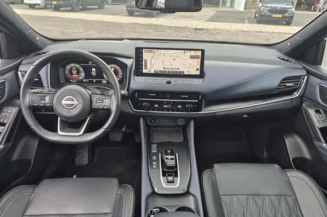 Nissan Qashqai (2023) thumbnail 3