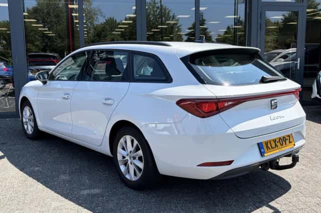 SEAT Leon (2021) thumbnail 6