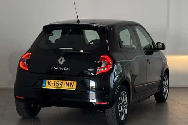 Renault Twingo (2021) thumbnail 2