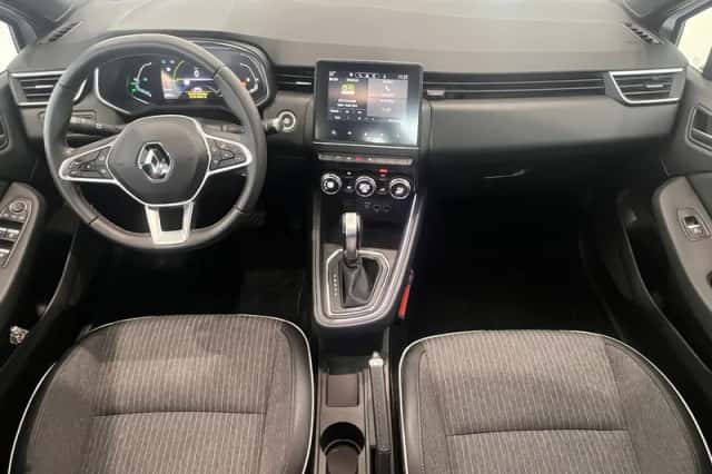 Renault Clio (2021) thumbnail 3