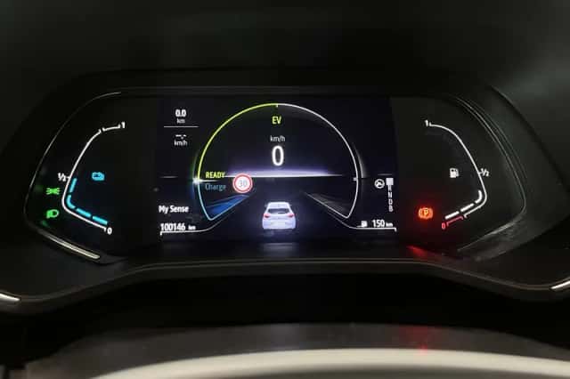 Renault Clio (2021) thumbnail 4