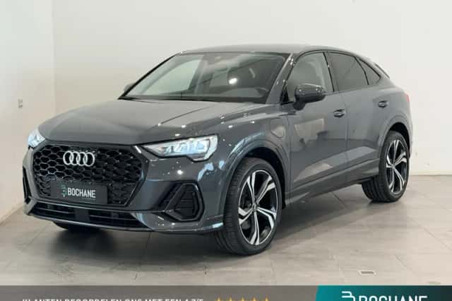 Audi Q3 (2021) thumbnail 1