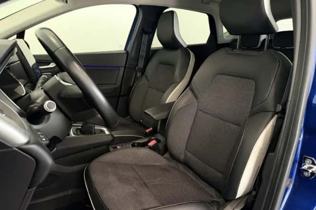 Renault Captur (2020) thumbnail 6