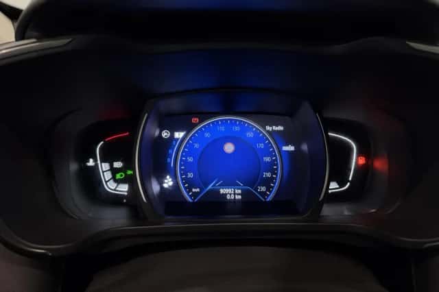 Renault Kadjar (2018) thumbnail 4