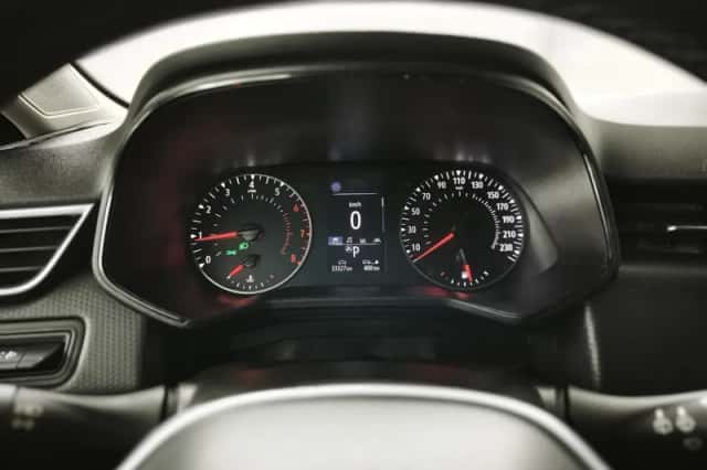 Renault Clio (2023) thumbnail 4