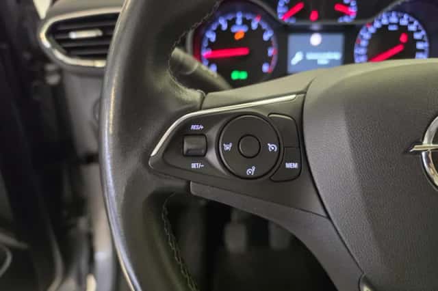 Opel Crossland (2021) thumbnail 4