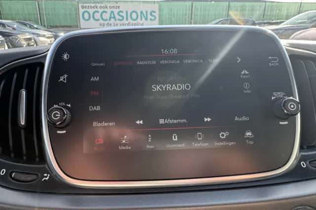 Fiat 500 (2020) thumbnail 4