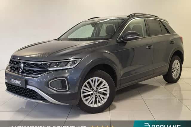 Volkswagen T-Roc (2023) thumbnail 1