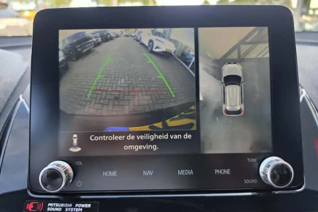 Mitsubishi Eclipse Cross (2024) thumbnail 2